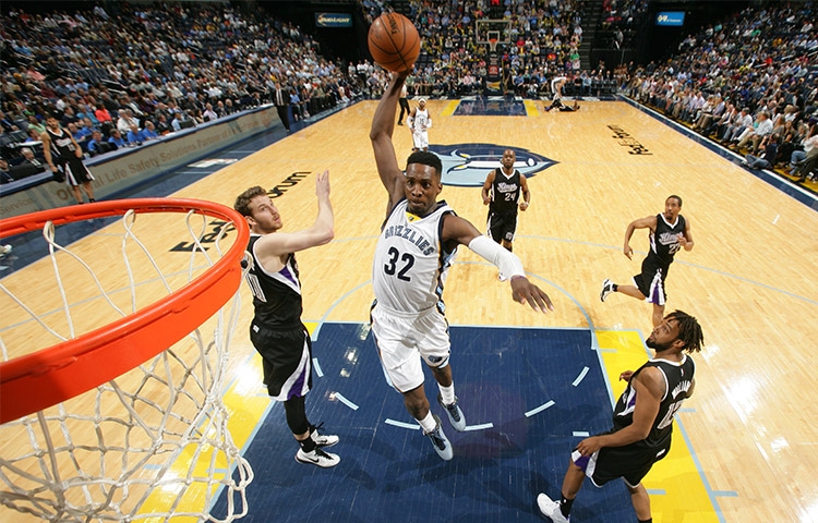 Grizzlies bounce back against Kings