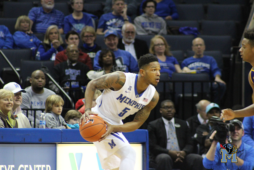 [PHOTOS] MEMPHIS  VS  EAST CAROLINA