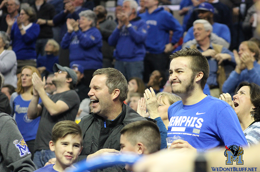 PHOTOS: TIGERS VS BEARCATS